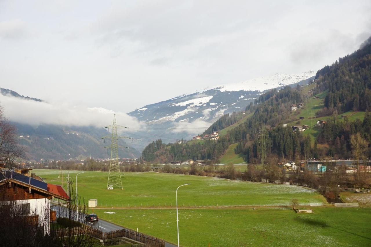 Haus Dornauer Hippach Exterior foto
